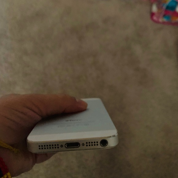 Apple - Picture 7 of 8